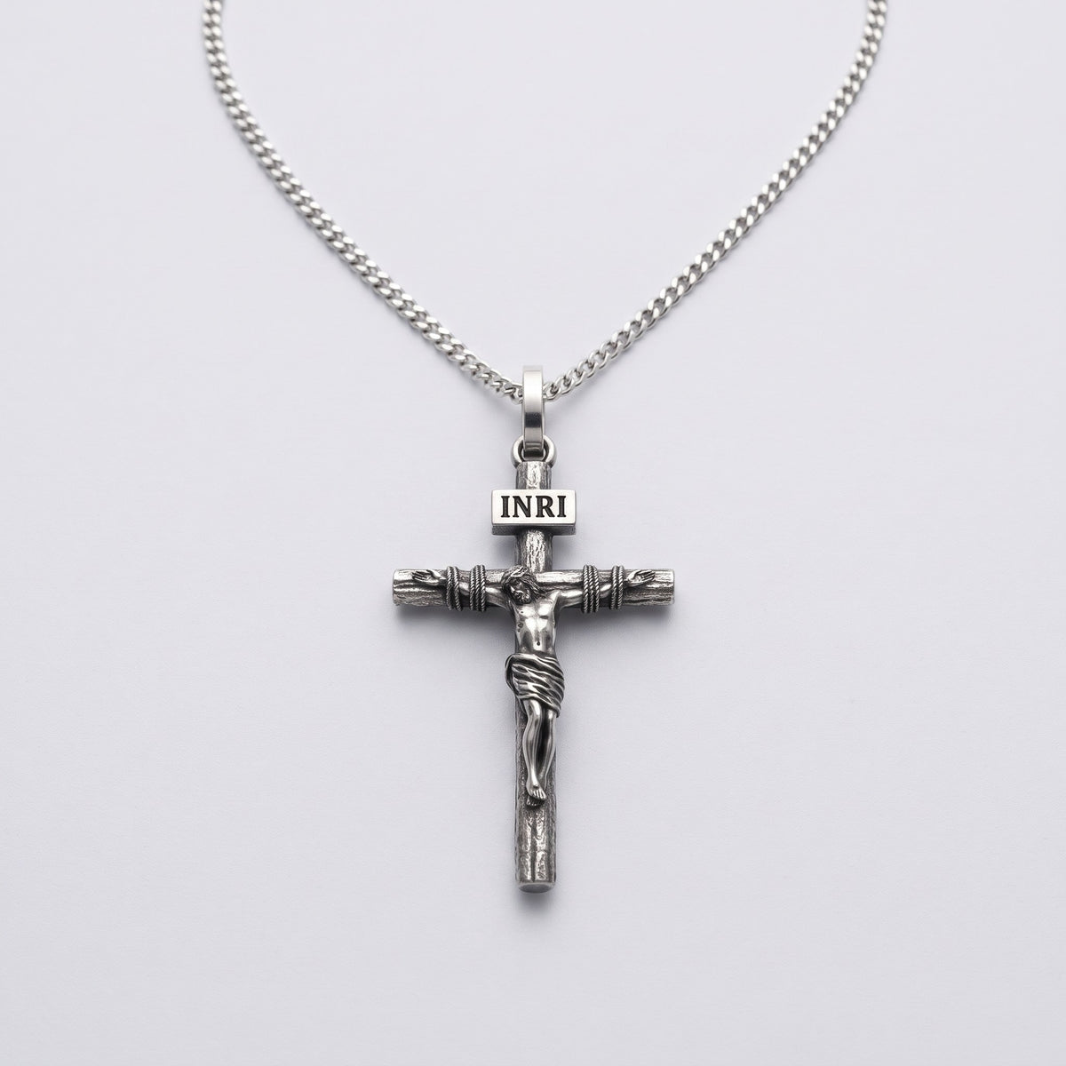 INRI Çarmıh Kolye – ürün fotoğrafı
