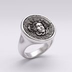 Medusa Yüzük – ürün fotoğrafı